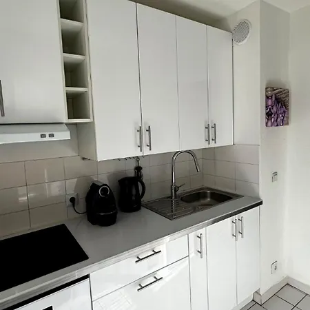 Riviera Apartman *